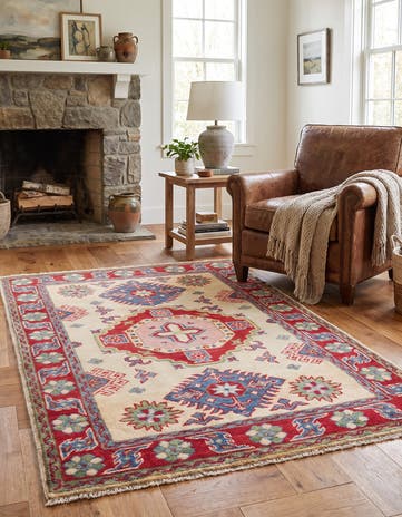 2' 9 x 4' 3 Hand Knotted Kazak Rug