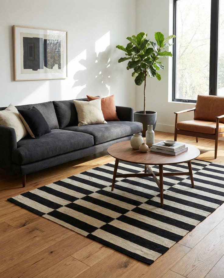 Detail image of 3' 6 x 4' 8 Hand Woven Kilim Modern Wool Rug