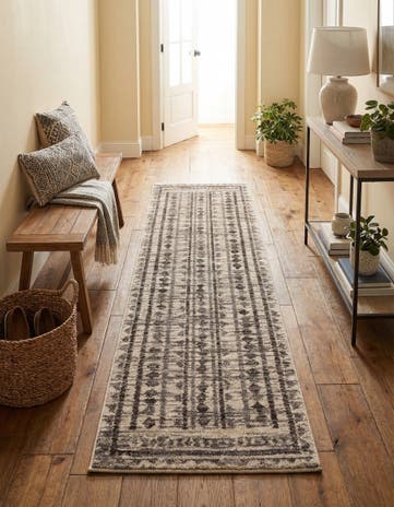 Ivory Grand Tradition Runner Rug