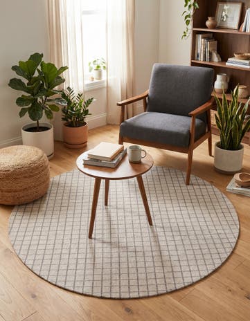 5' 1 x 5' 1 Heritage Line Wool Round Rug
