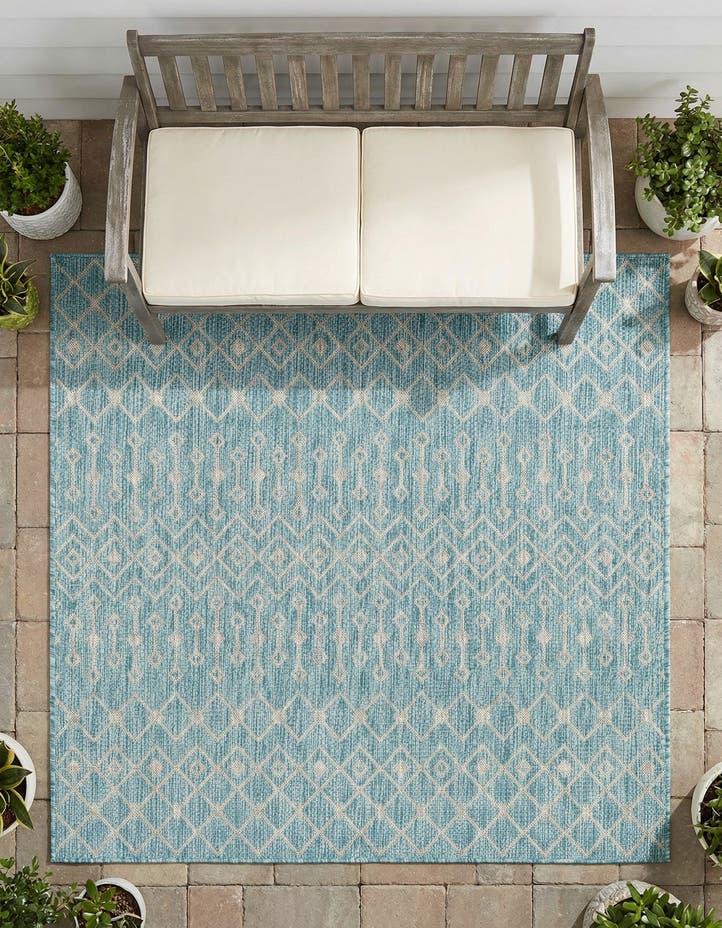 5' 3 x 5' 3 Easy-Clean Lattice Indoor / Outdoo...