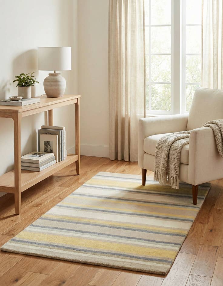 Detail image of 2' 8 x 4' 10 Luna Wool Rug