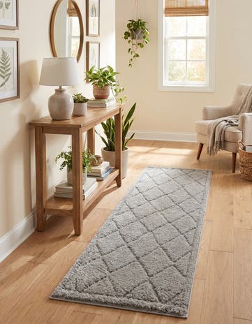Gray Lattice Shag Runner Rug