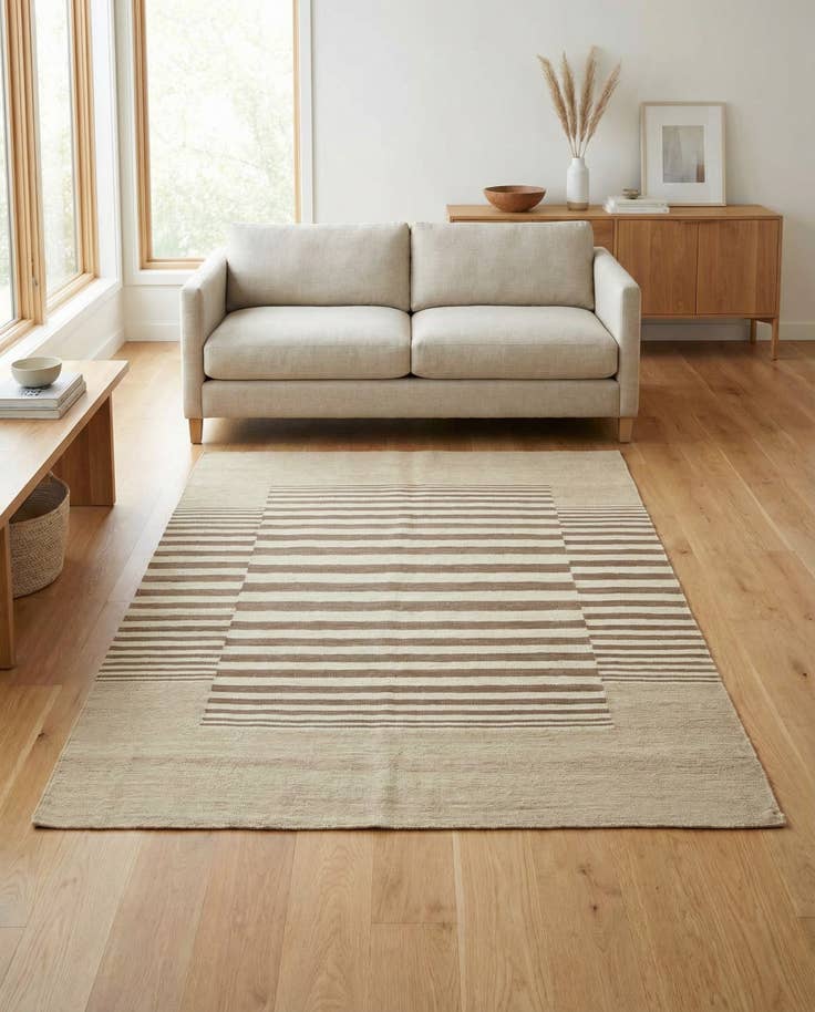 Detail image of 4' 2 x 5' 9 Hand Woven Kilim Modern Wool Rug