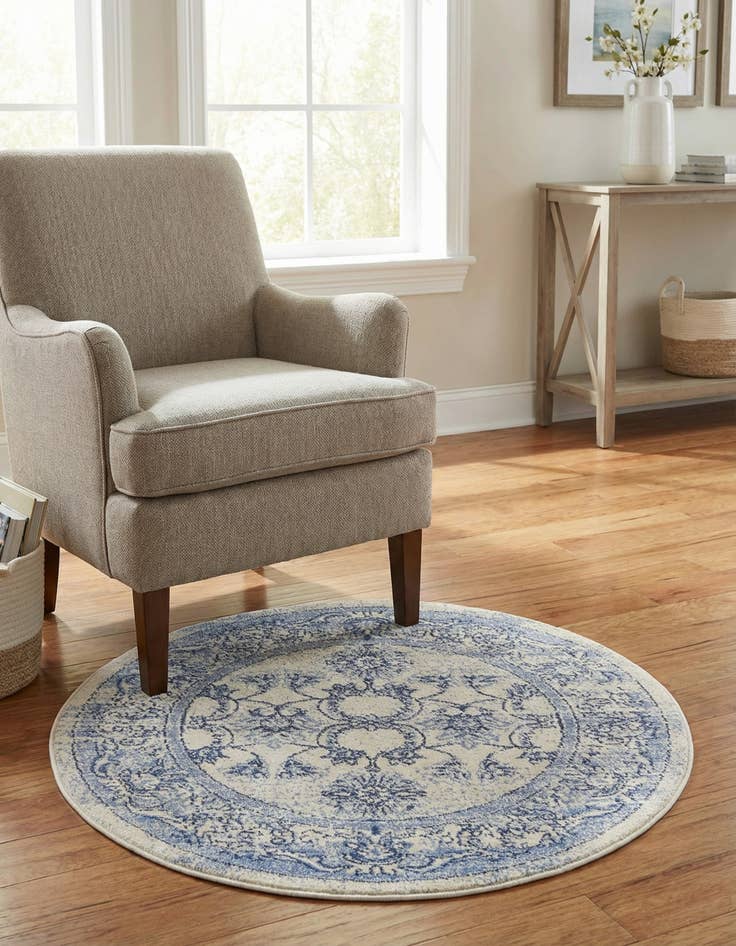 Detail image of 3' x 3' Miranda Round Rug