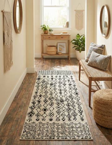 2' 2 x 6' Morocco Runner Rug