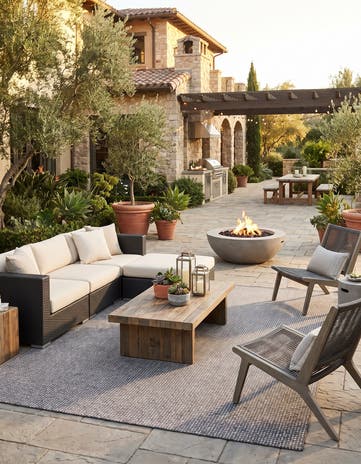 Charcoal Easy-Clean Checkered Indoor / Outdoor Rug