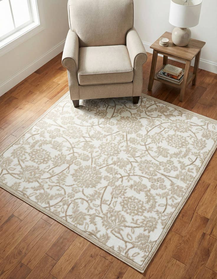 Detail image of 4' x 4' Himalaya Square Rug