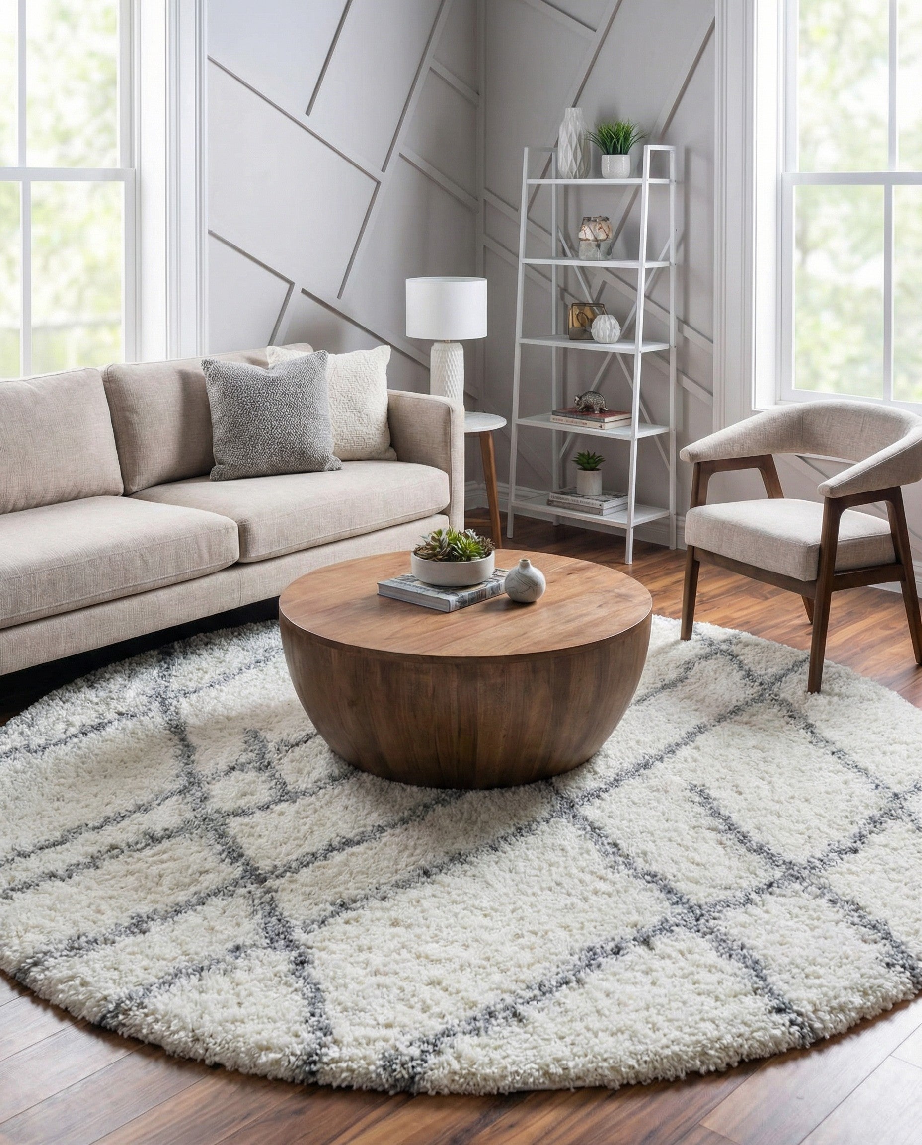  7' 10 x 7' 10 Soft Touch Shag Round Rug