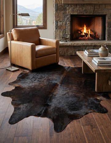 5' 11 x 6' 8 Cowhide Leather Rug