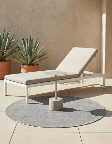 3' 3 x 3' 3 Easy-Clean Jill Zarin Palm Springs Indoor / Outdoor Round Rug