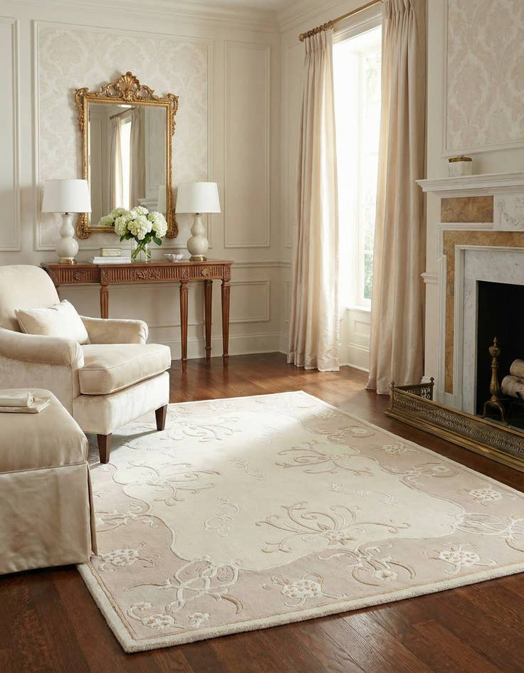 Detail image of 4' 1 x 6' Darya Rug