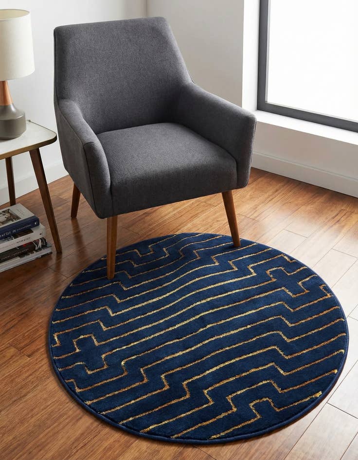 Detail image of 3' x 3' Vogue Geo Round Rug