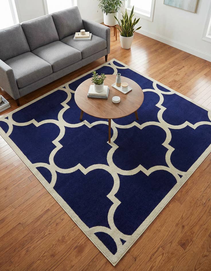 Detail image of 7' 10 x 7' 10 Lattice Square Rug