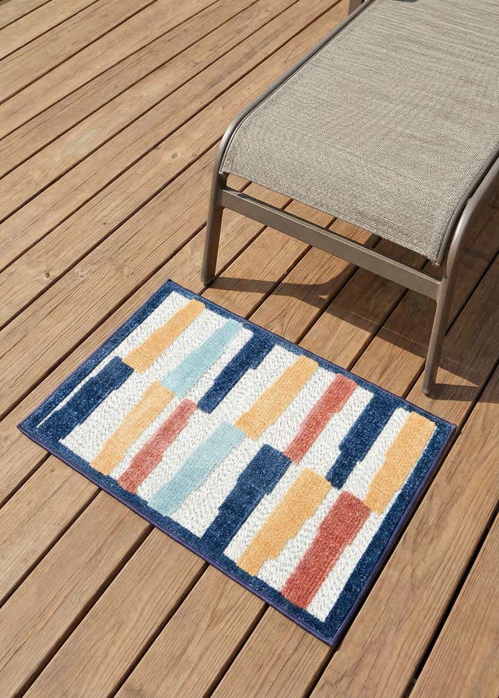 2' x 3' Easy-Clean Belize Indoor / Outdoor Rug