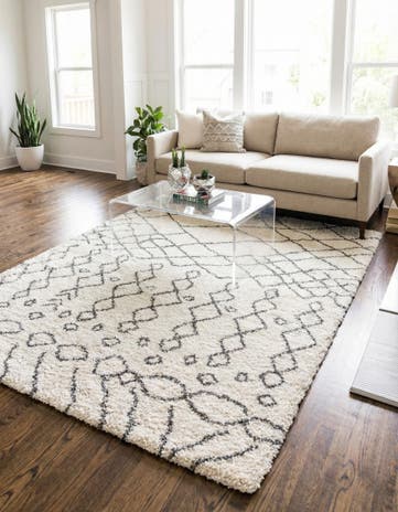 7' x 10' Moroccan Shag Rug
