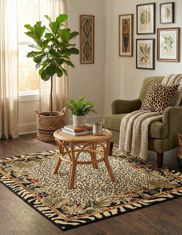 Cream Savannah Square Rug