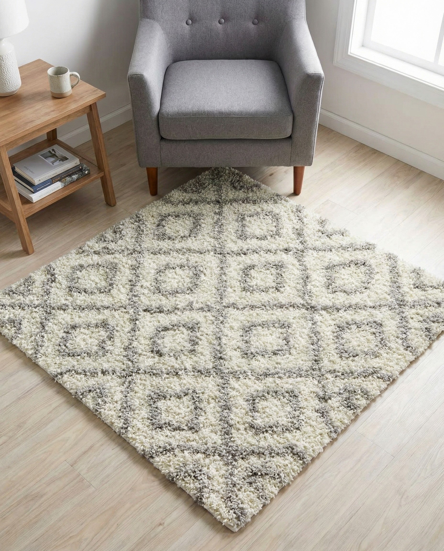 3' 3 x 3' 3 Trellis Shag Square Rug