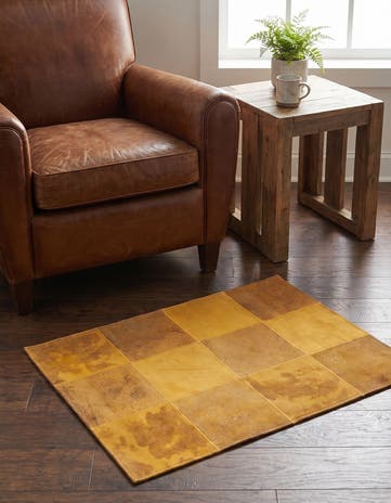 2' 1 x 3' 1 Cowhide Leather Rug