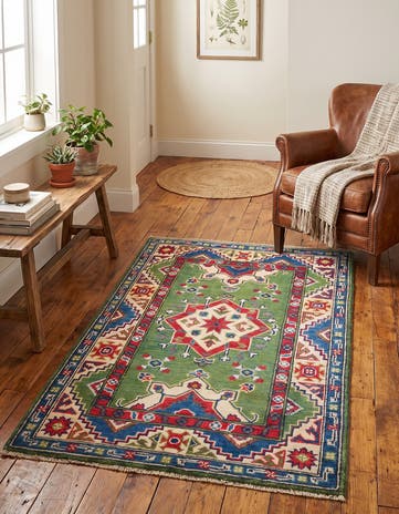 2' 9 x 4' 3 Hand Knotted Kazak Rug