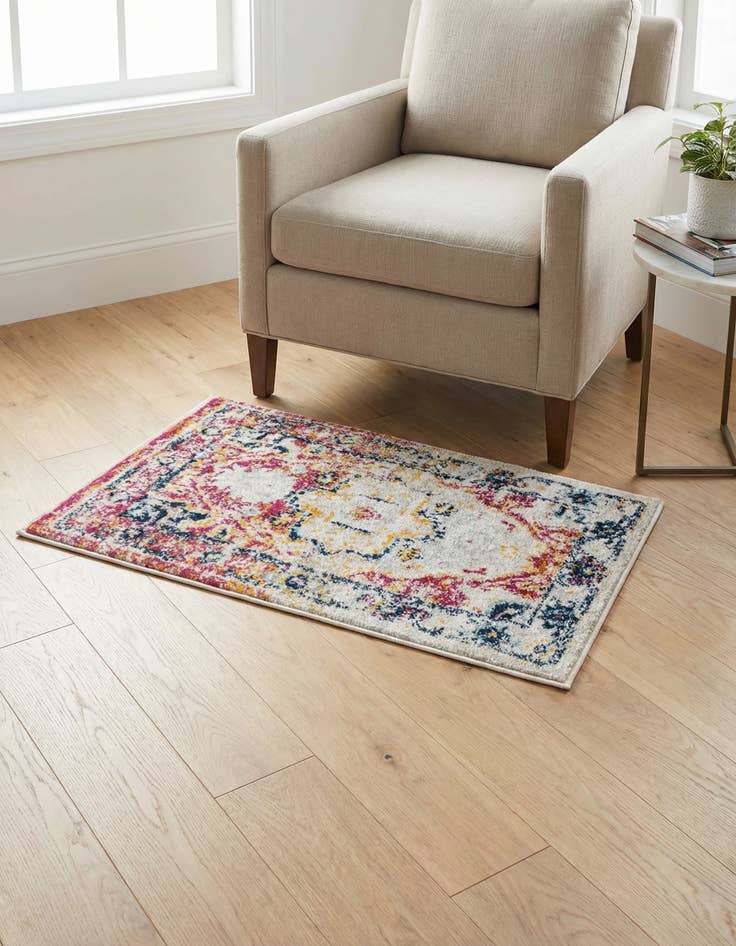 Detail image of 2' x 3' Madeline Vintage Rug