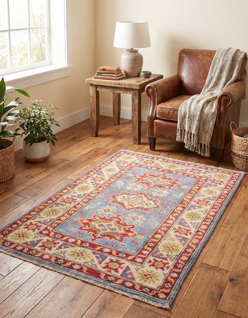 2' 9 x 4' 1 Hand Knotted Kazak Rug