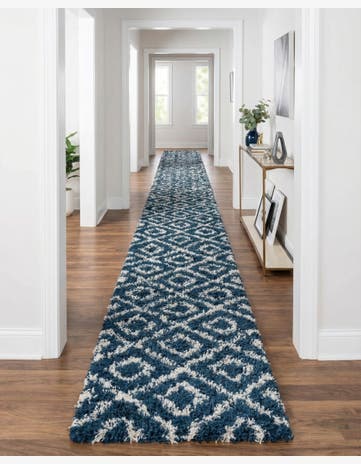 3' 3 x 16' 5 Trellis Shag Runner Rug