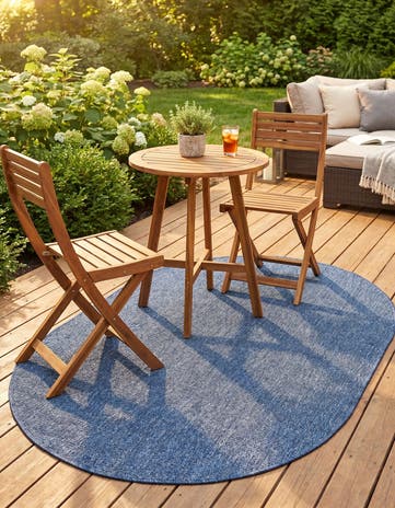 4' x 6' Easy-Clean Solid Indoor / Outdoor Oval Rug