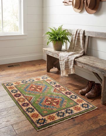 2' x 3' Hand Knotted Kazak Rug