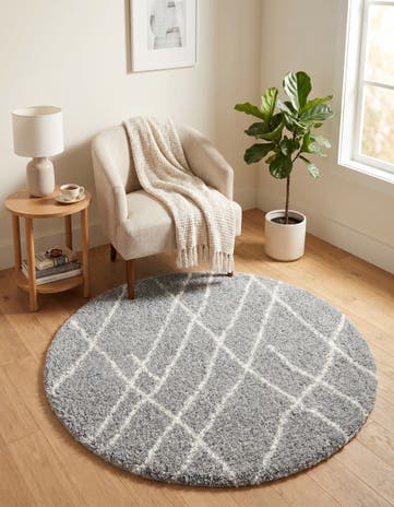 3' 3 x 3' 3 Soft Touch Shag Round Rug