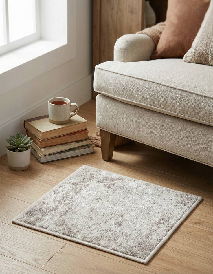 Detail image of 1' 4 x 1' 4 Oxford Sample Rug