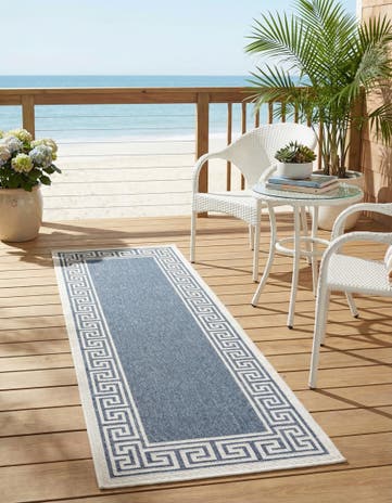 Navy Blue Easy-Clean Coastal Indoor / Outdoor Runner Rug