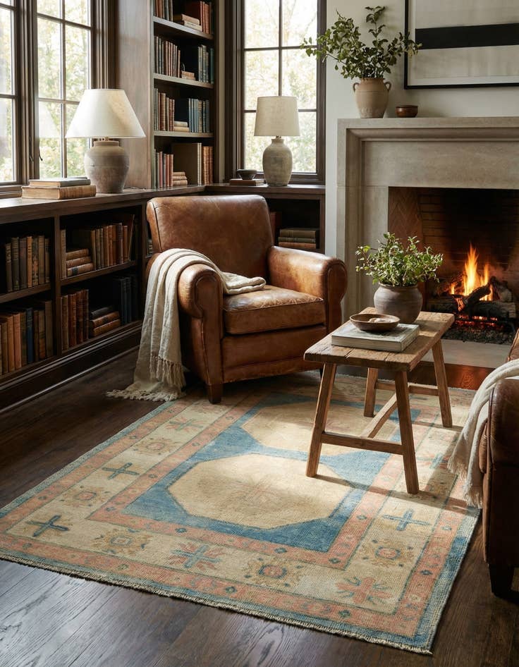 Detail image of 3' 6 x 4' 10 Hand Knotted Oushak Wool Rug