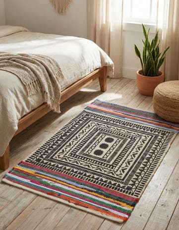 2' x 3' 1 Hand Braided Chindi Cotton Rug