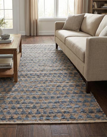 5' 1 x 8' Hand Woven Chindi Jute Rug
