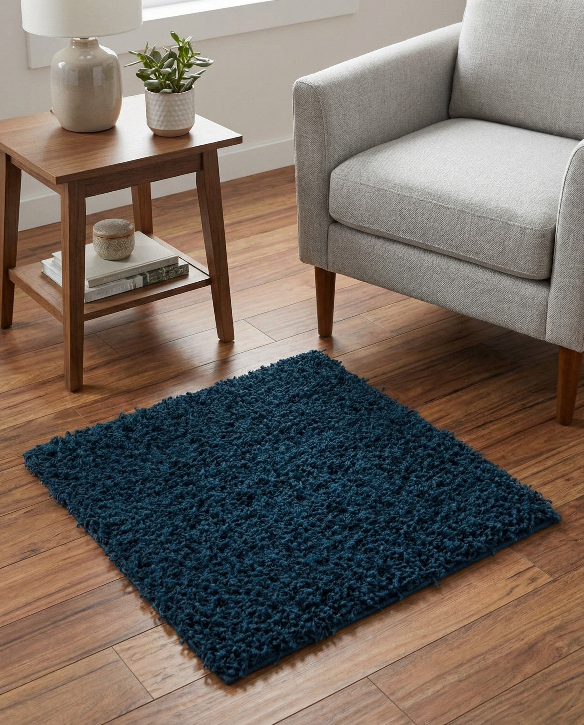 2' 2 x 2' 2 Solid Shag Square Rug