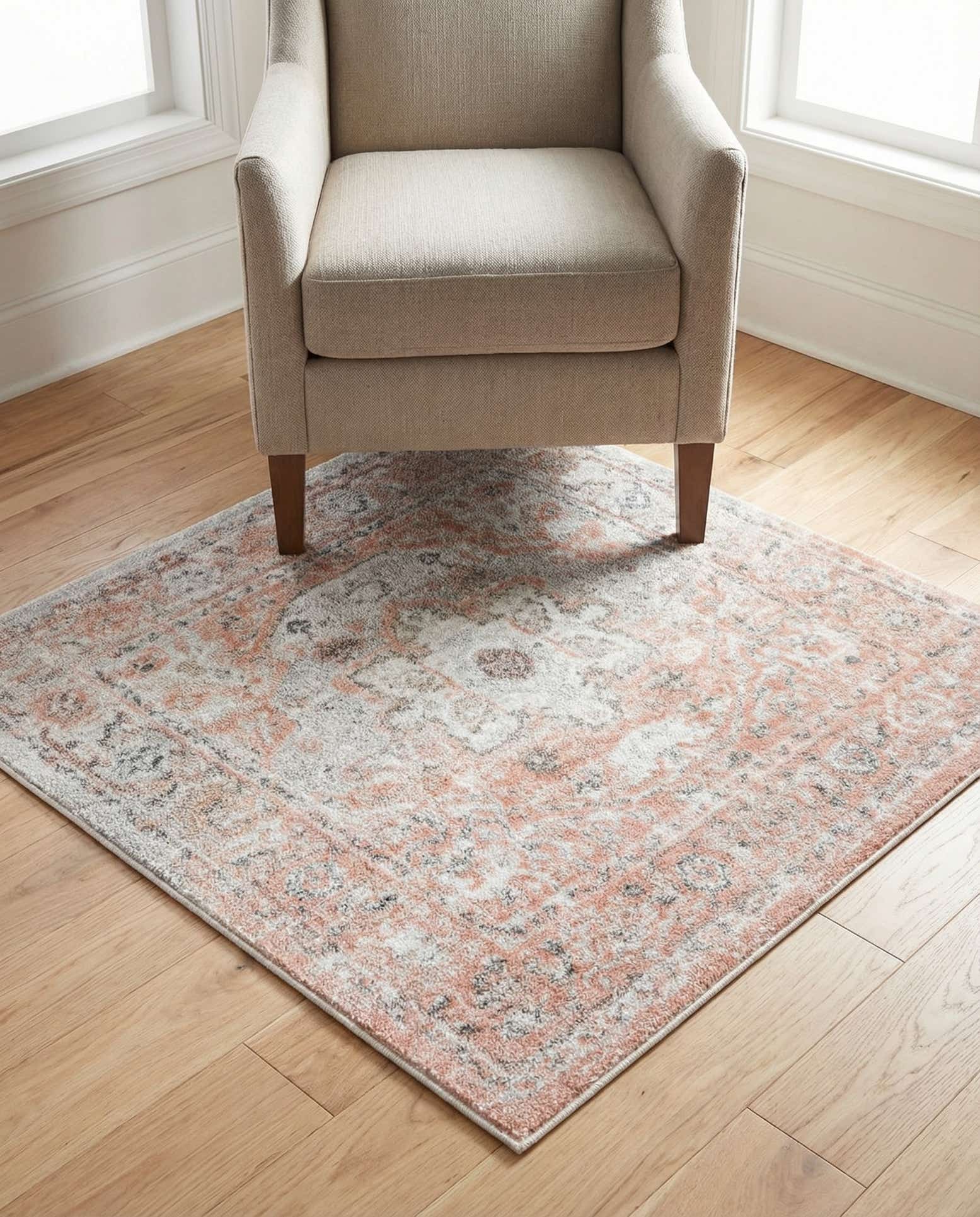 3' 3 x 3' 3 Madeline Vintage Square Rug