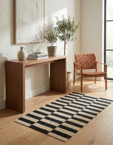2' 7 x 3' 10 Hand Woven Kilim Modern Wool Rug