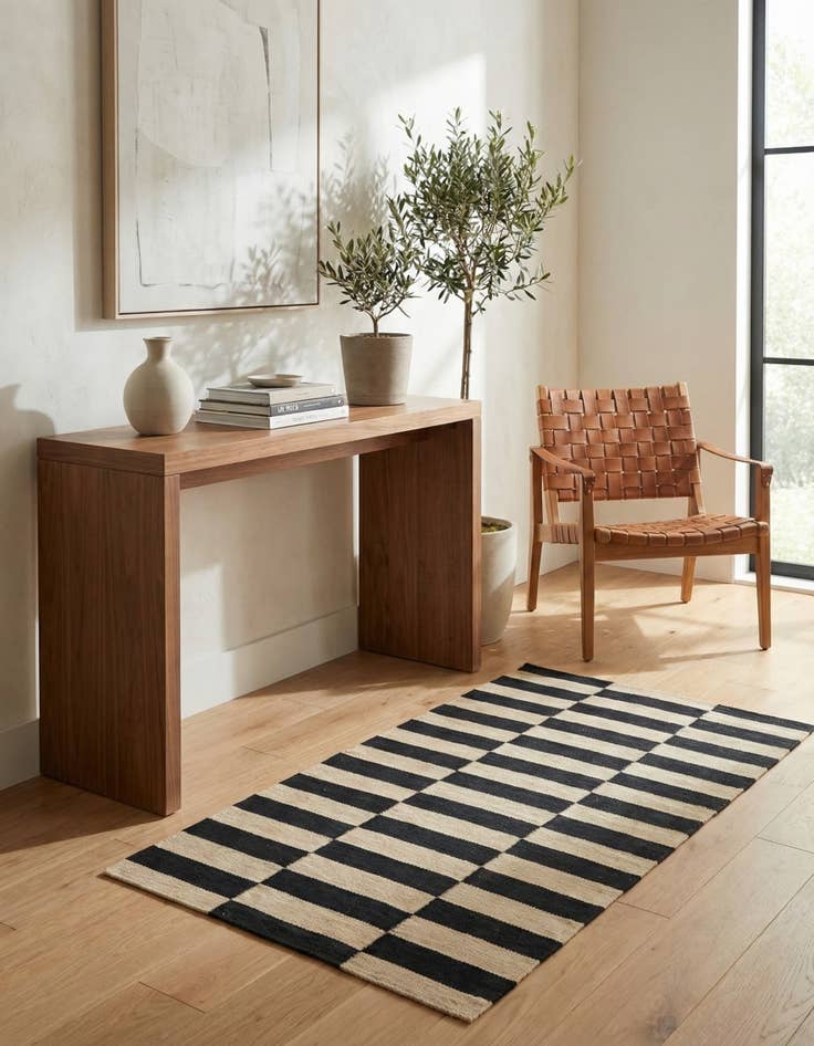 Detail image of 2' 7 x 3' 10 Hand Woven Kilim Modern Wool Rug