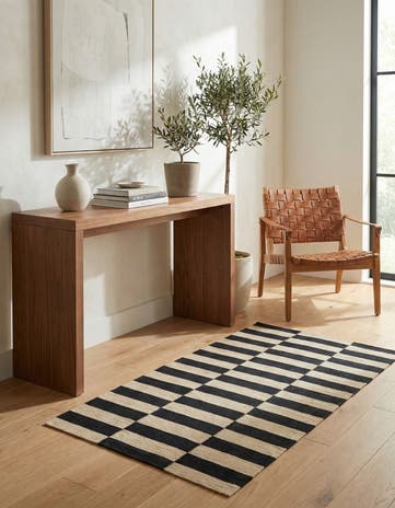 2' 7 x 3' 10 Hand Woven Kilim Modern Wool Rug