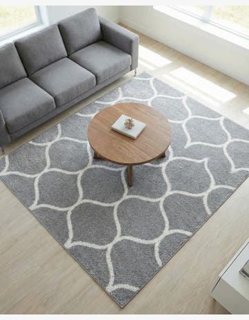 7' 10 x 7' 10 Trellis Frieze Square Rug