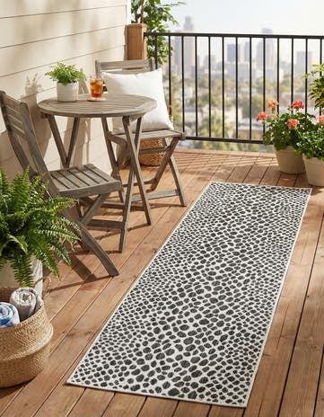 2' x 7' Easy-Clean Jill Zarin Cape Town Indoor / Outdoor Runner Rug