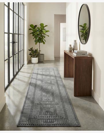 2' 7 x 12' Textura Designer Runner Rug