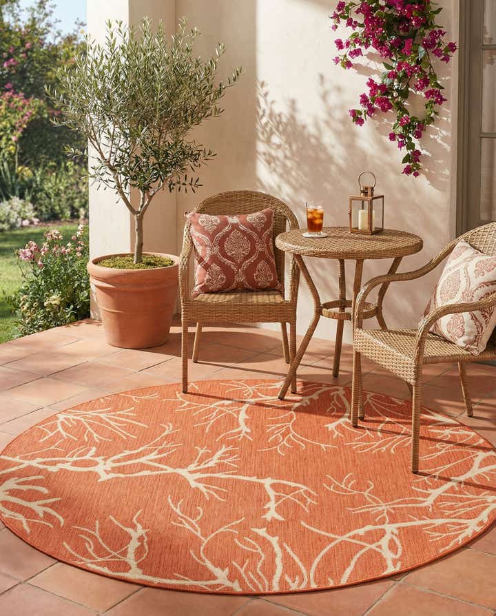 6' x 6' Easy-Clean Botanical Indoor / Outdoor Round Rug