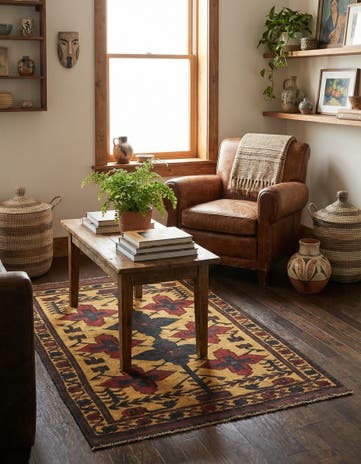 3' 1 x 5' Hand Knotted Sumak Wool Rug