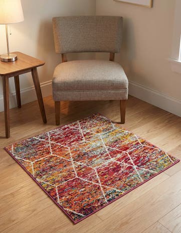 3' x 3' Lattice Frieze Square Rug