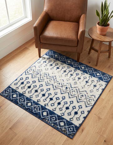 3' 3 x 3' 3 Moroccan Trellis Square Rug
