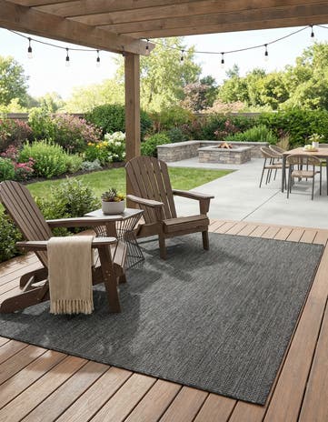 5' 3 x 8' Easy-Clean Solid Indoor / Outdoor Rug