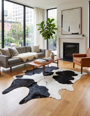 5' 6 x 6' 1 Cowhide Leather Rug