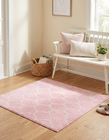 Light Pink Lattice Frieze Square Rug
